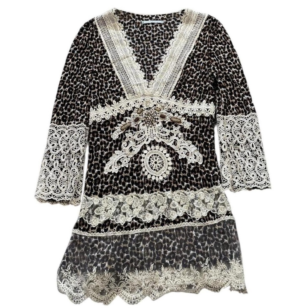 Elegant Lace Trim Leopard Print Blouse